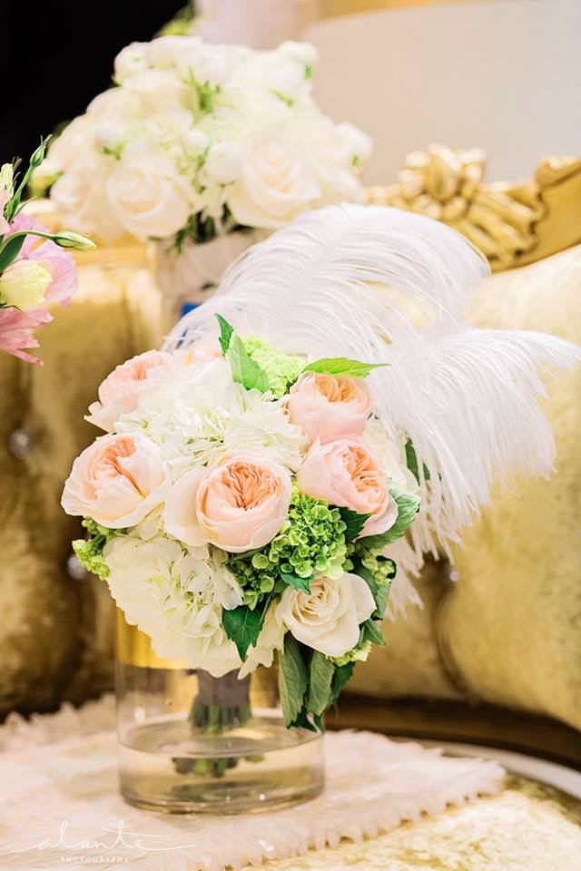 2015 Seattle Wedding Show Best Booth Sal Floral Designsal